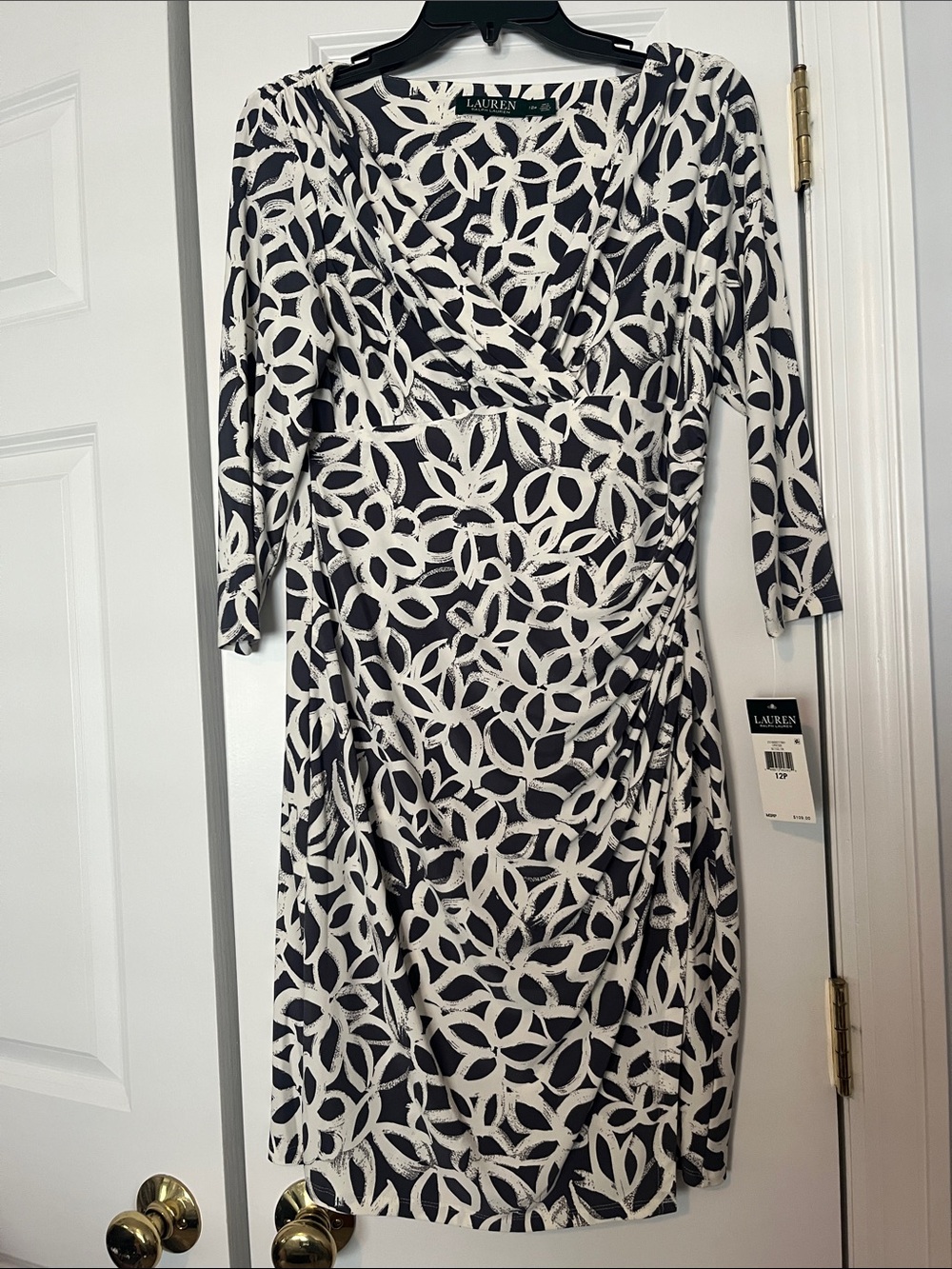 Lauren Ralph Lauren Gray and White Patterned Wrap-Style Dress size 12P